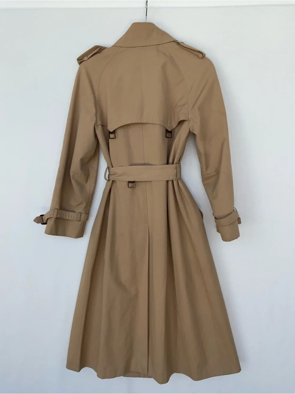 Etienne Aigner Beige Trench Coat - Picture 8 of 13